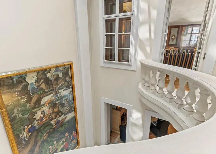 Feel History & Enjoy Luxury Appartement *