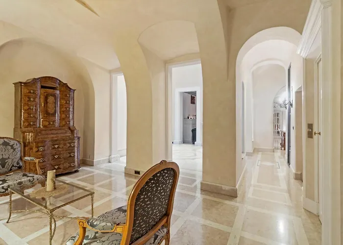 Feel History & Enjoy Luxury Appartement *