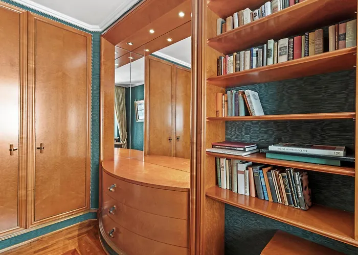 Feel History & Enjoy Luxury Appartement *